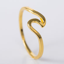 Load image into Gallery viewer, God's Strength Wave Ring